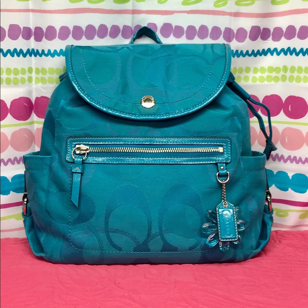 COACH KYRA DAISY SIGNATURE BACKPACK F19673